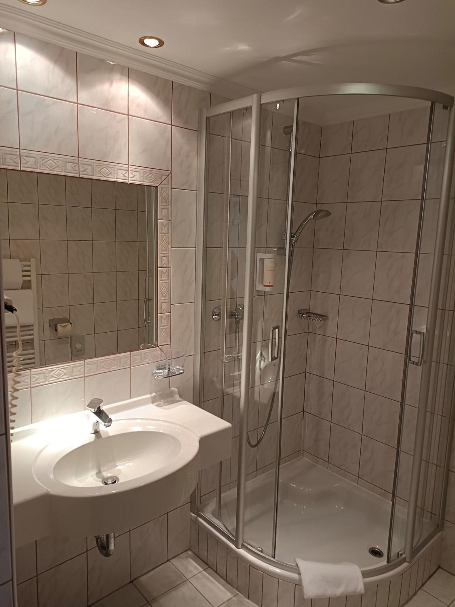 Hotel Gruenwaldkopf Обертауэрн Экстерьер фото
